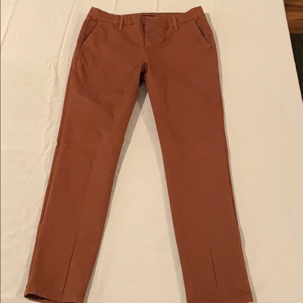 TOMMY HILFIGER SIZE 6